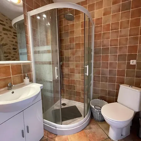 Panzió Le Fenouillet Proche Des Grands Buffets